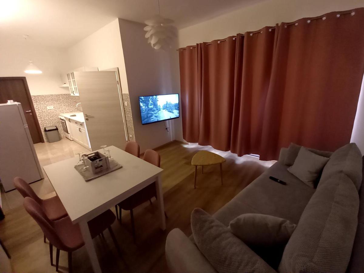 Apartment Lea Mataija Novi Vinodolski Bagian luar foto
