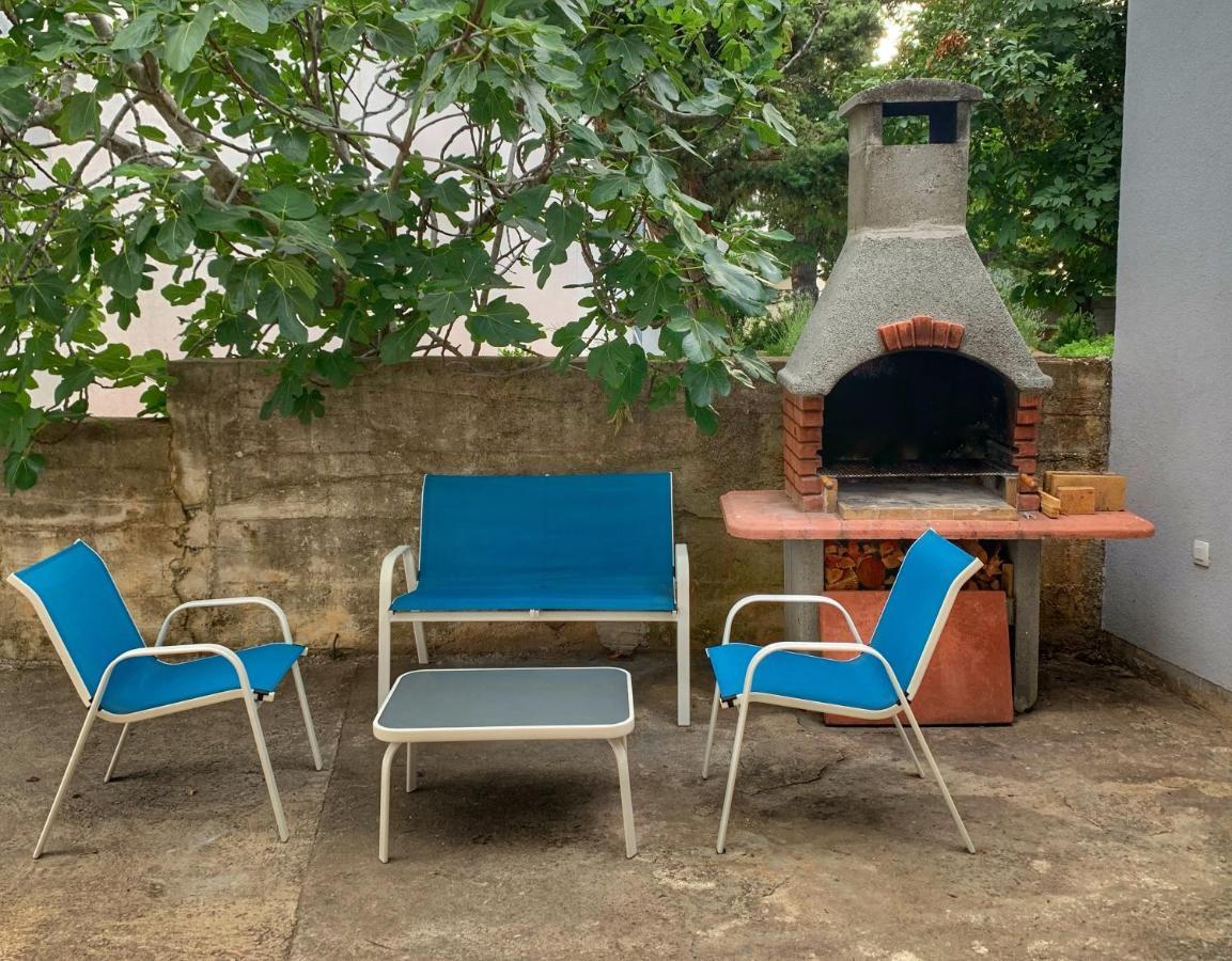 Apartment Lea Mataija Novi Vinodolski Bagian luar foto
