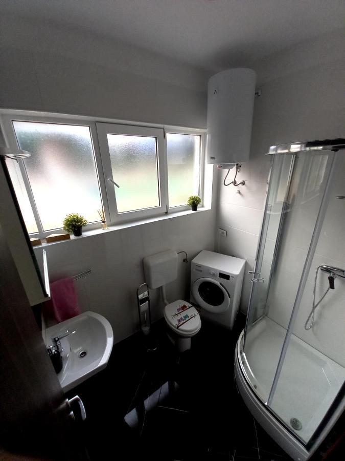 Apartment Lea Mataija Novi Vinodolski Bagian luar foto