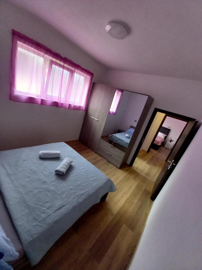 Apartment Lea Mataija Novi Vinodolski Bagian luar foto